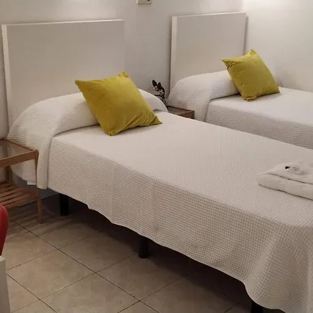 Hostal Abitum Madrid Exterior photo